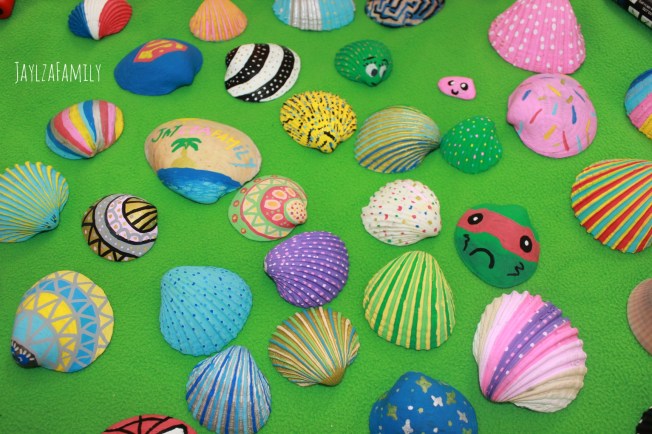 Coloriage coquillages Posca