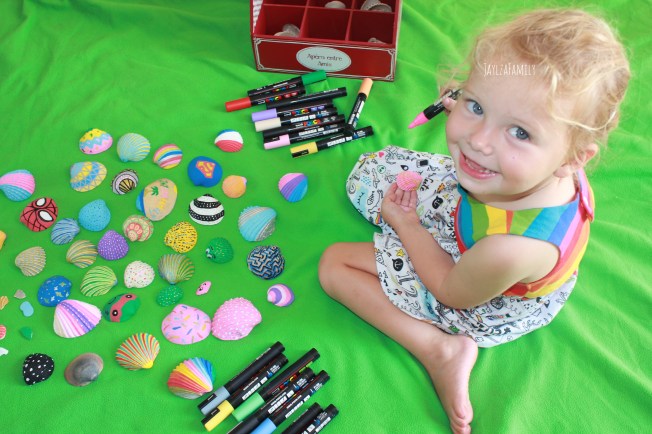 Coloriage coquillages Posca