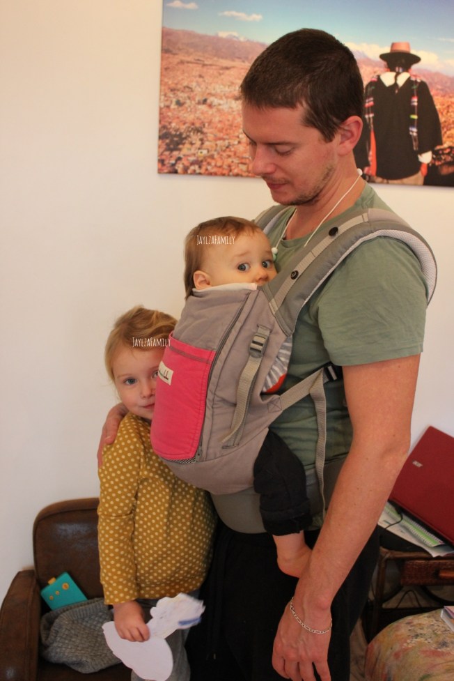 Collier de portage et d'allaitement Le monde d'Anna et Mattéo