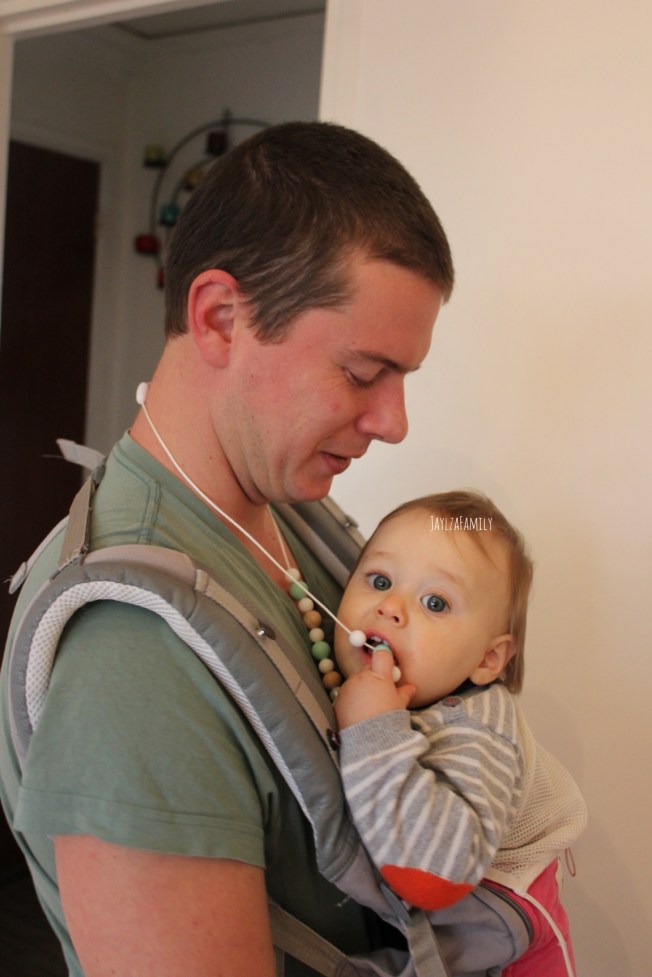 Collier de portage et d'allaitement Le monde d'Anna et Mattéo