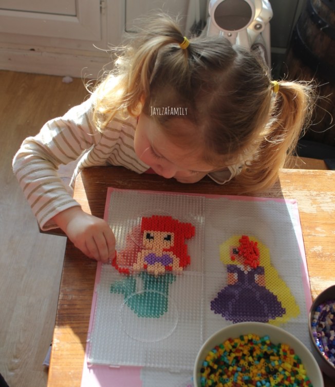 Kit perles à repasser Action