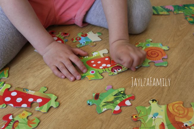 Les Petites Bêtes Livre et Puzzle Editions Usborne