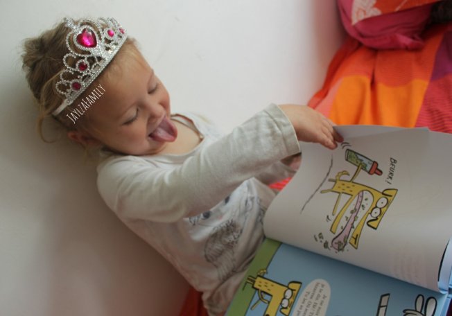 Doberman super-héros? L'élan vert; Comment on fait les bébés? Les 400 coups; Cheval rencontre chien Casterman